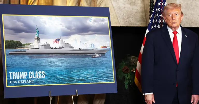 নিজের নামে তৈরি যুদ্ধজাহাজ ট্রাম্প ক্লাসের সঙ্গে ডোনাল্ড ট্রাম্প